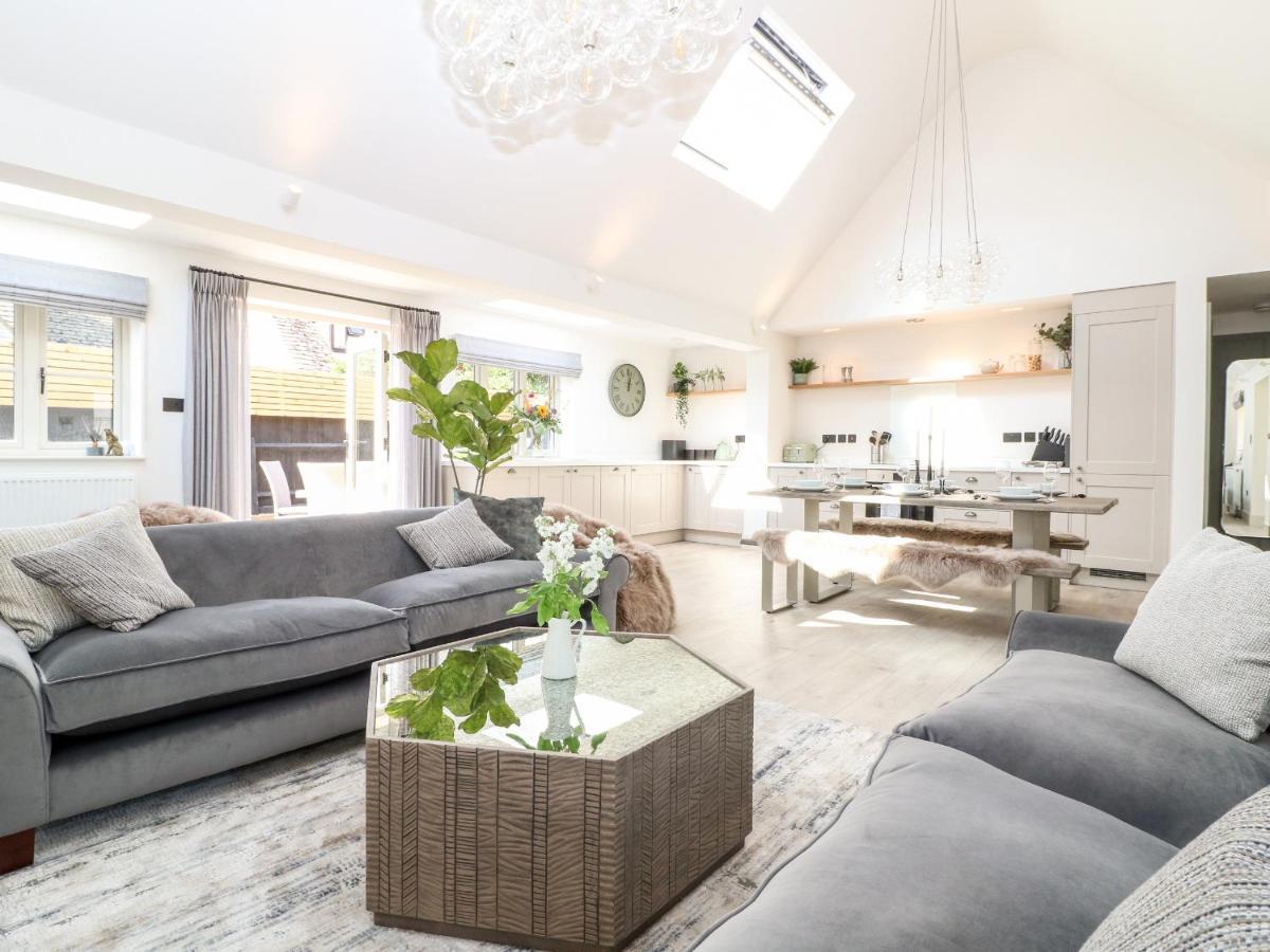12 Manor Farm Close Kingham Eksteriør billede